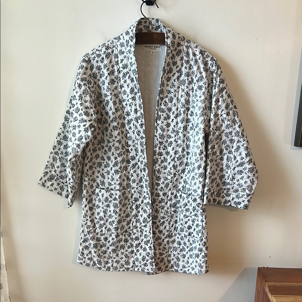 Bobbie Wren Quilted 100% Cotton Floral Jacket.  Size Small.